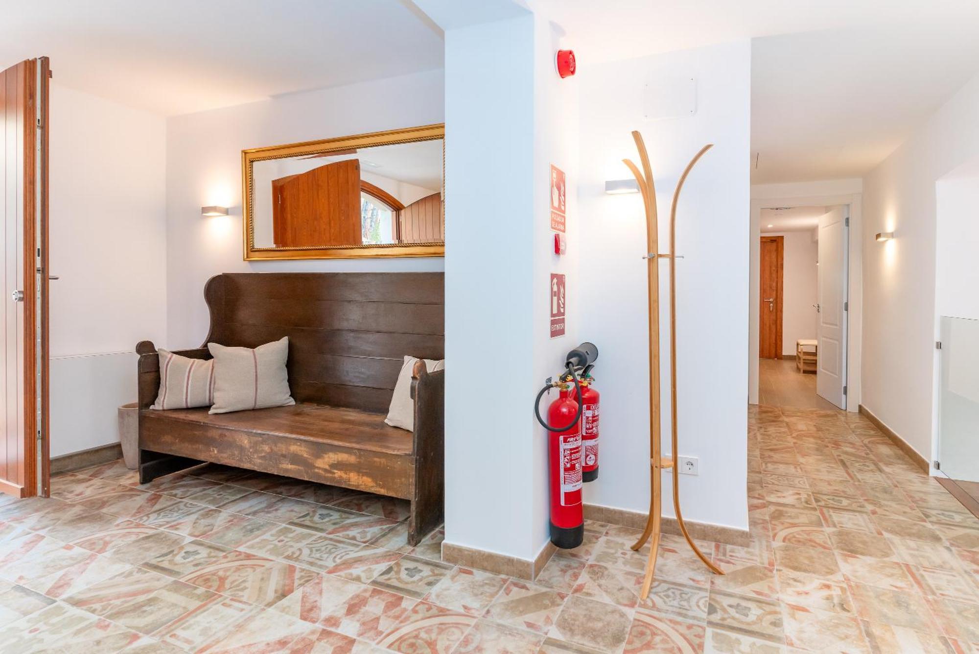 La Terraza - Grosszuegiges Appartment In Katalanischer Masia Sant Iscle De Vallalta Eksteriør bilde