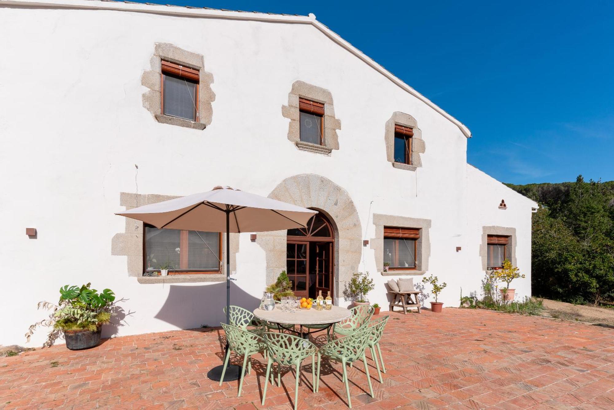 La Terraza - Grosszuegiges Appartment In Katalanischer Masia Sant Iscle De Vallalta Eksteriør bilde